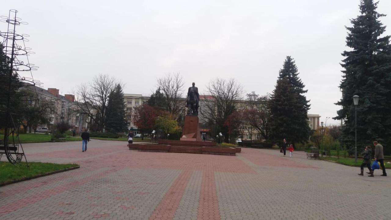 Central Studio Ternopil Exterior photo